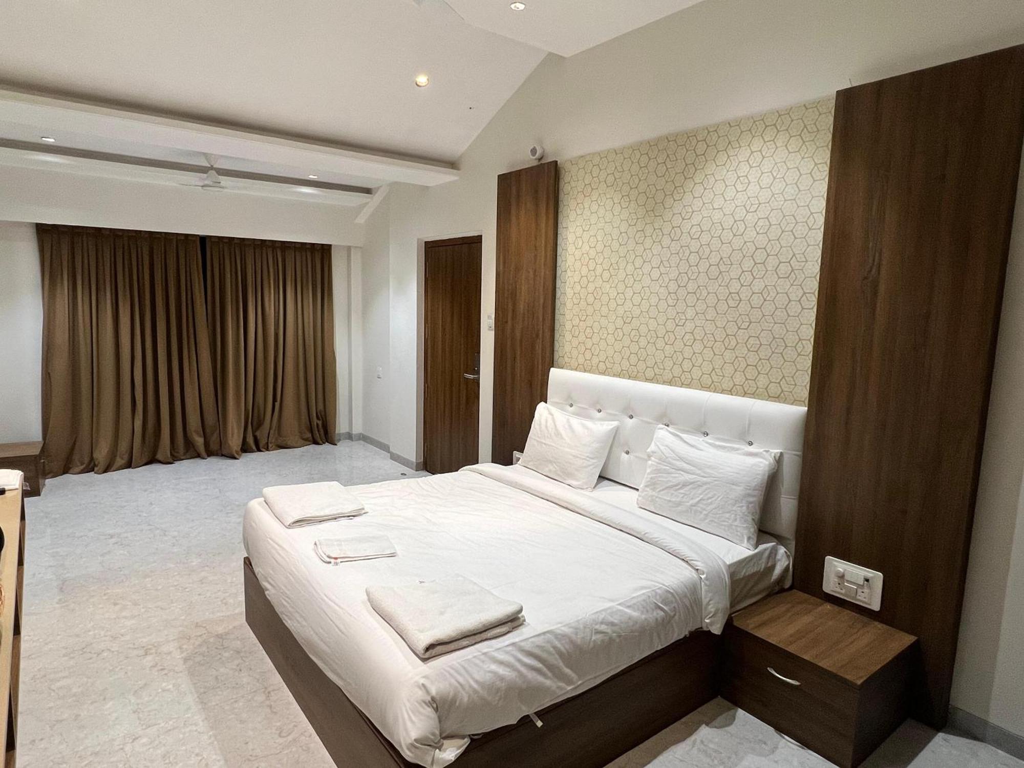 The Grand Leela Resort Khopoli Exterior foto